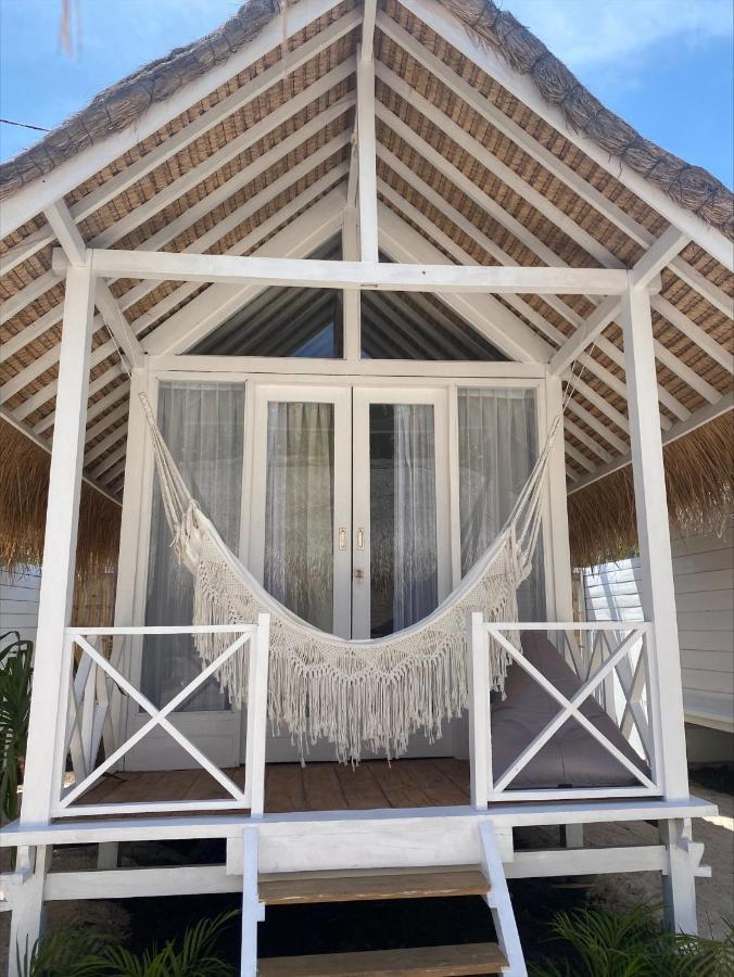 Love Coconut Bungalows ギリ・トラワンガン エクステリア 写真